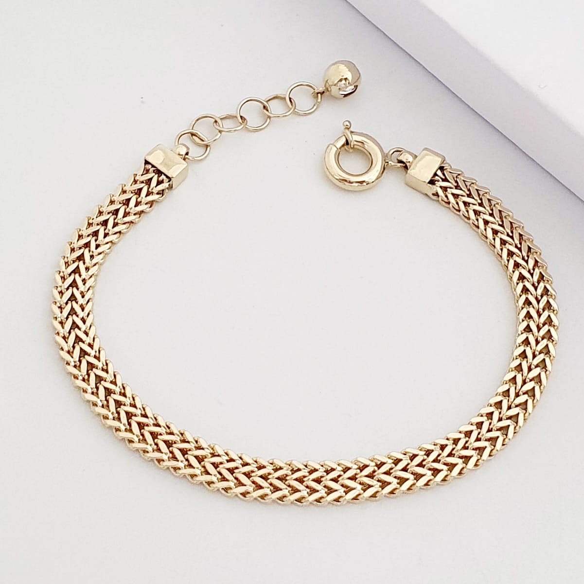 Velvet bracelet